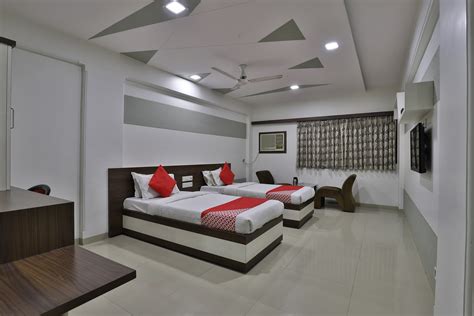 Hotels Near Surat Railway Station .